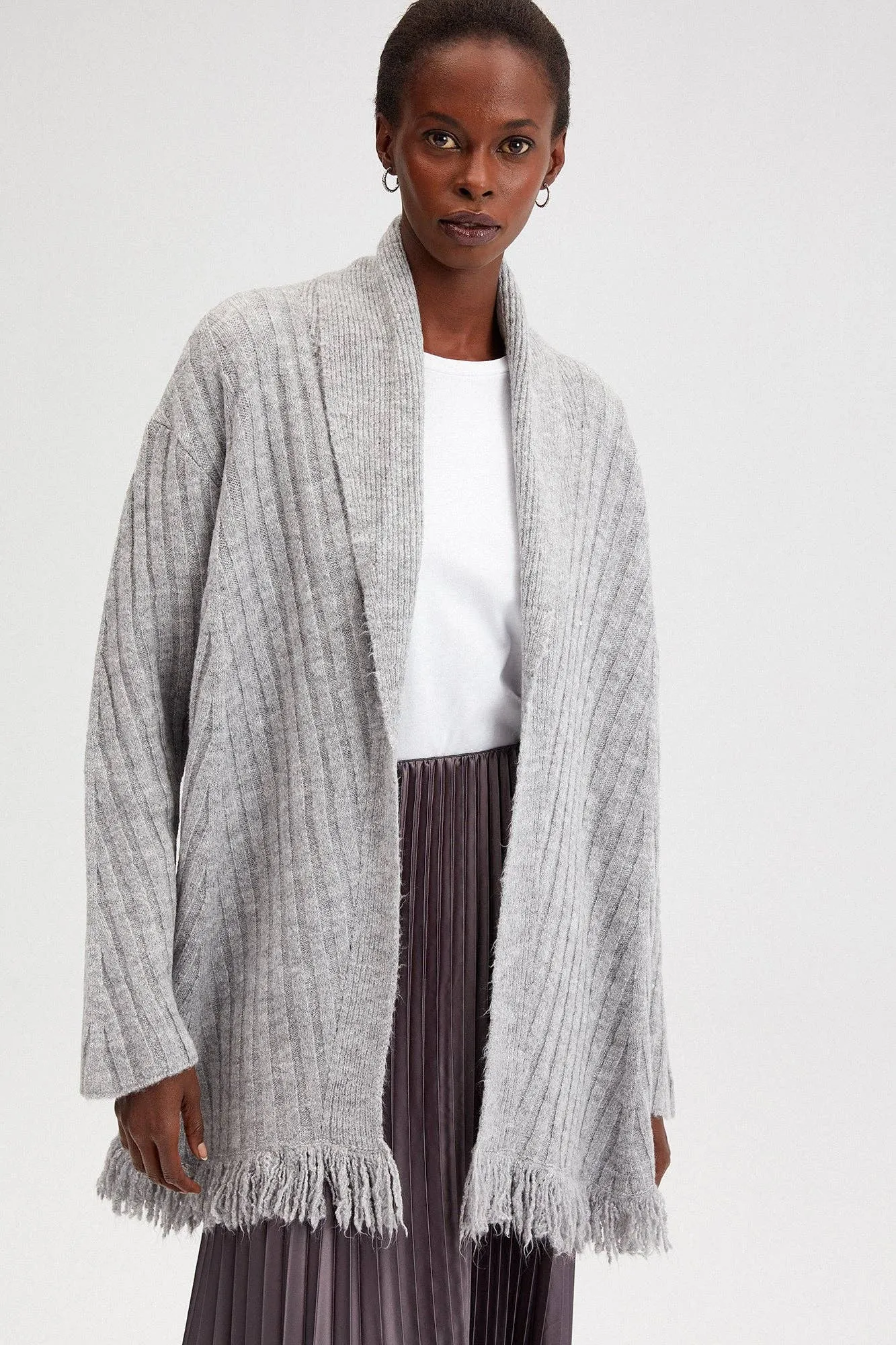 LONG FRINGE CARDIGAN