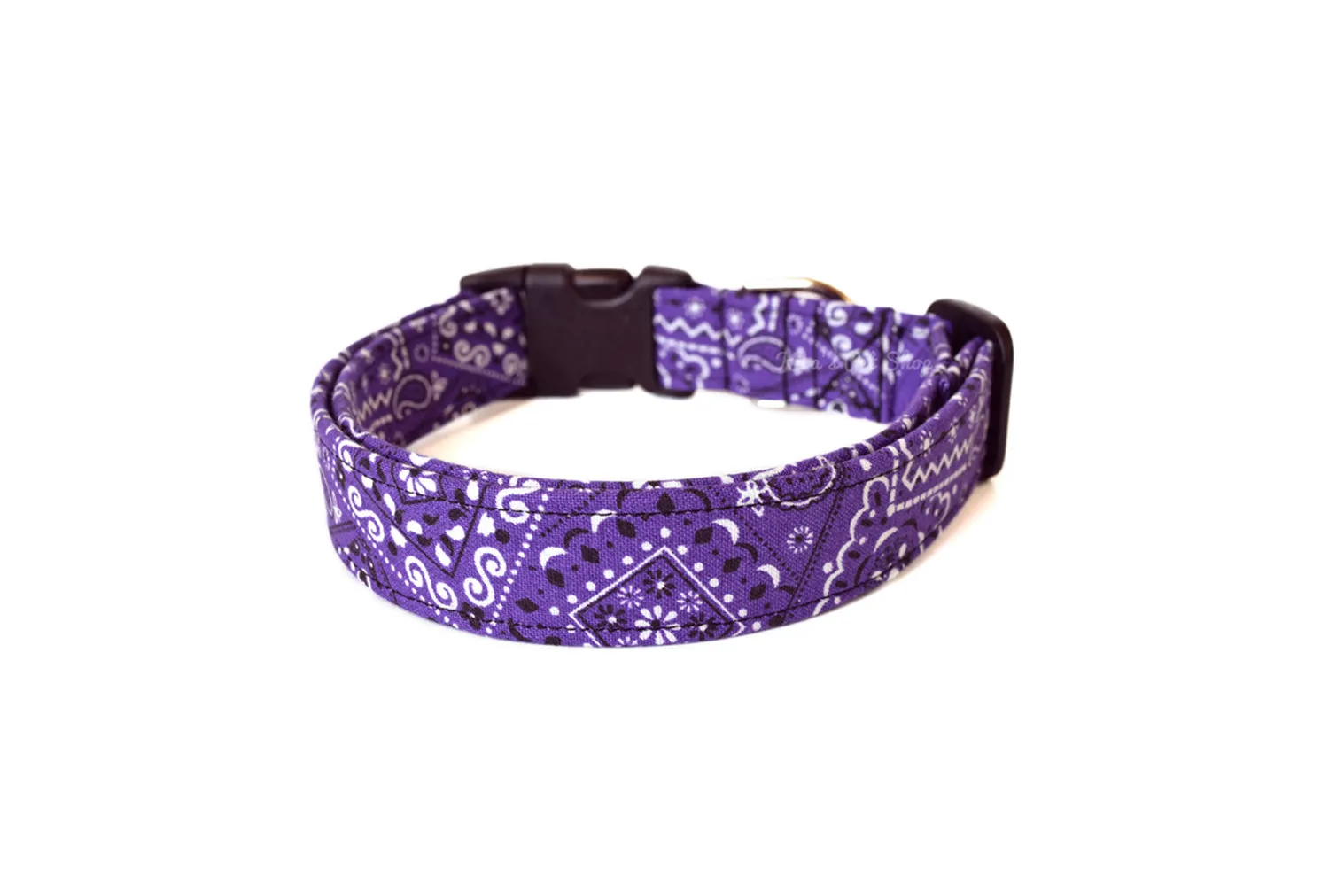 Purple Paisley Bandana Print Dog Collar