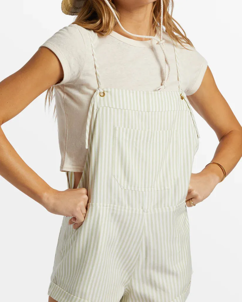 Wild Pursuit Short Overall