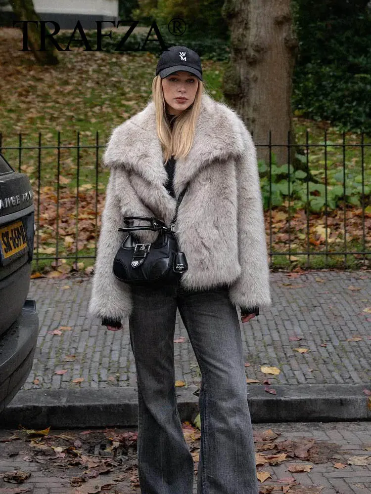 Women’s Cropped Faux Fur Jacket – Chic Lapel Collar Snap-Button Winter Coat